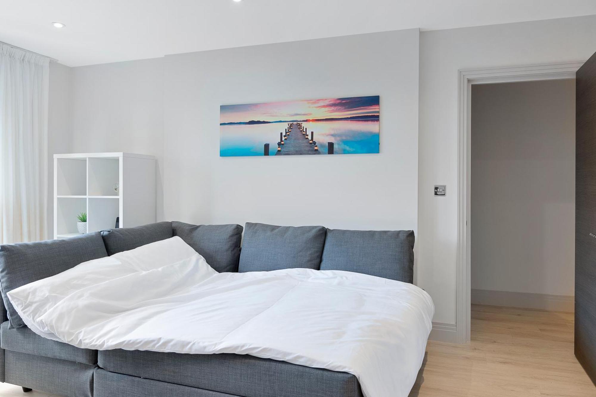 Spacious, 3 Bedroom, 2 Bathroom, Surbiton Exteriör bild